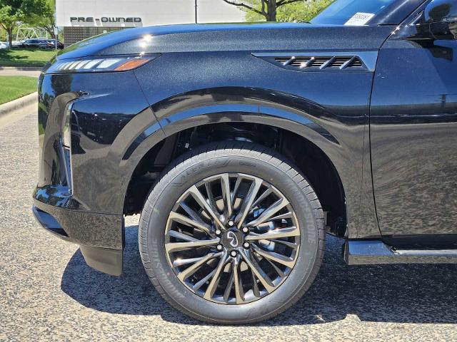2025 INFINITI QX80 Vehicle Photo in Fort Worth, TX 76132