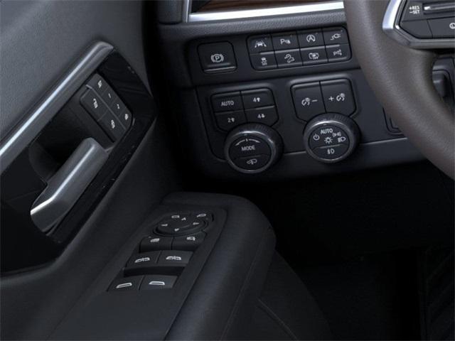 2025 Chevrolet Tahoe Vehicle Photo in ENGLEWOOD, CO 80113-6708