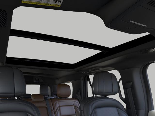 2025 Lincoln Navigator Vehicle Photo in Neenah, WI 54956