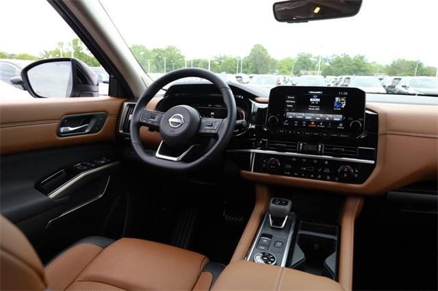 2025 Nissan Pathfinder Vehicle Photo in Hazelwood, MO 63042