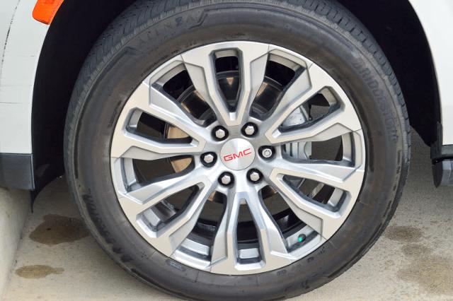 2022 GMC Yukon Vehicle Photo in Houston, TX 77090