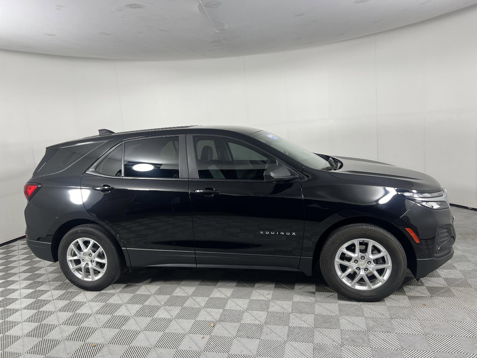 2023 Chevrolet Equinox Vehicle Photo in GEORGETOWN, TX 78626-7508