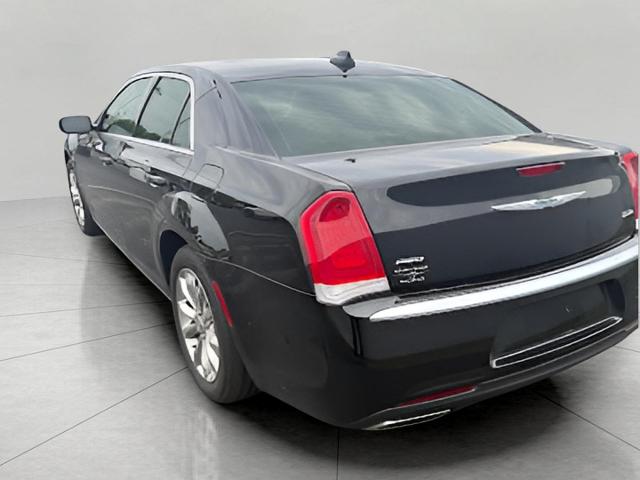 2020 Chrysler 300 Vehicle Photo in Neenah, WI 54956