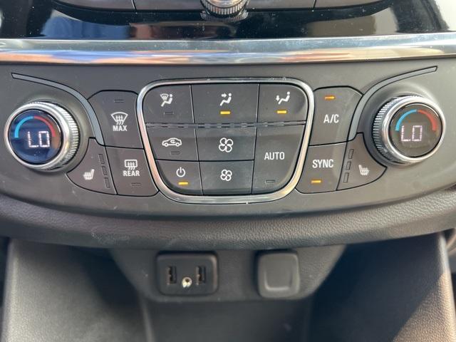 2022 Chevrolet Traverse Vehicle Photo in GREEN BAY, WI 54304-5303