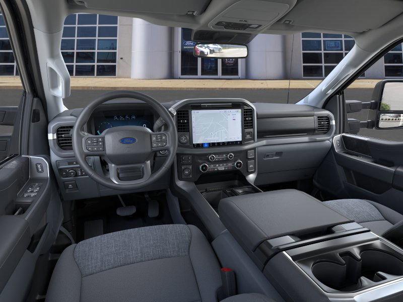 2025 Ford F-150 Vehicle Photo in Belle Vernon, PA 15012