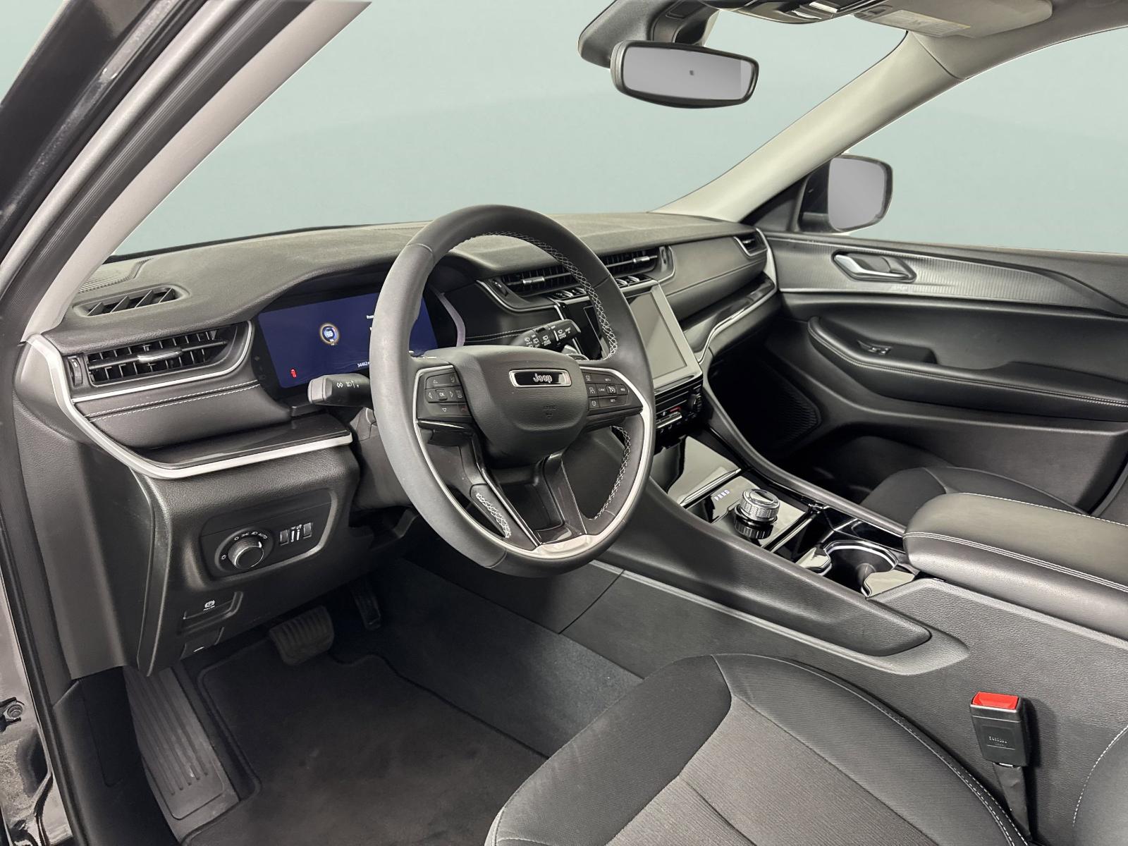 2023 Jeep Grand Cherokee L Vehicle Photo in Georgetown, TX 78626