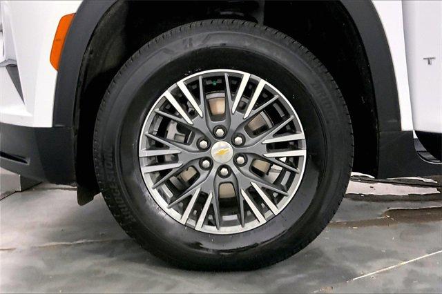 2024 Chevrolet Traverse Vehicle Photo in KANSAS CITY, MO 64114-4502