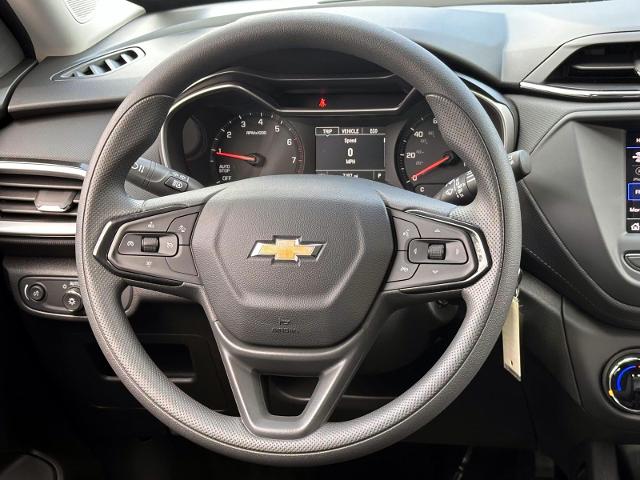 2023 Chevrolet Trailblazer Vehicle Photo in Roslyn, NY 11576