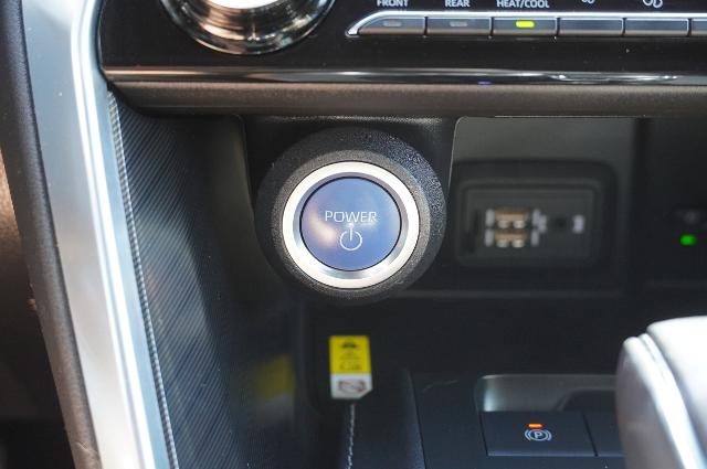 2022 Toyota Venza Vehicle Photo in Riverdale, UT 84405