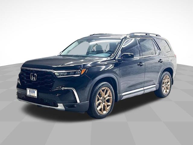 2024 Honda Pilot Vehicle Photo in EVERETT, WA 98203-5662