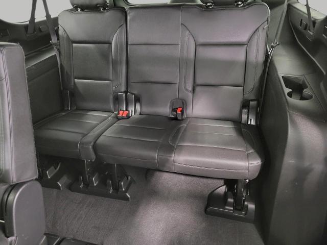 2022 Chevrolet Suburban Vehicle Photo in NEENAH, WI 54956-2243