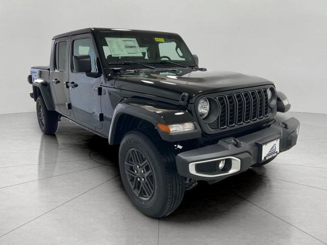 2024 Jeep Gladiator Vehicle Photo in Kaukauna, WI 54130