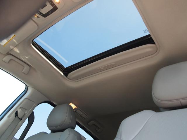 2023 Toyota Sienna Vehicle Photo in MADISON, IN 47250-1611