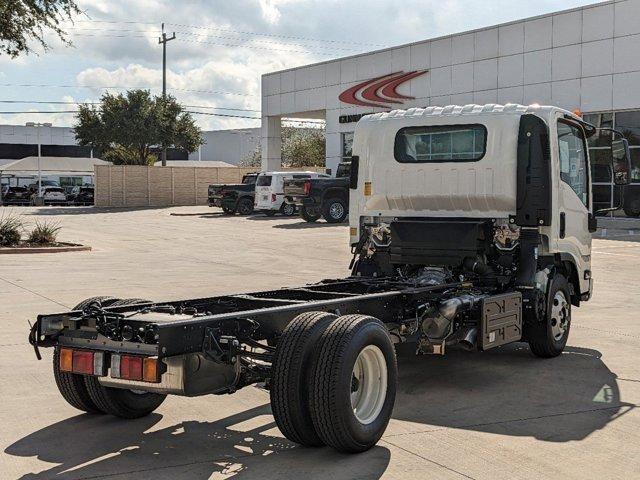 2024 Chevrolet 4500 HD LCF Diesel Vehicle Photo in SELMA, TX 78154-1460