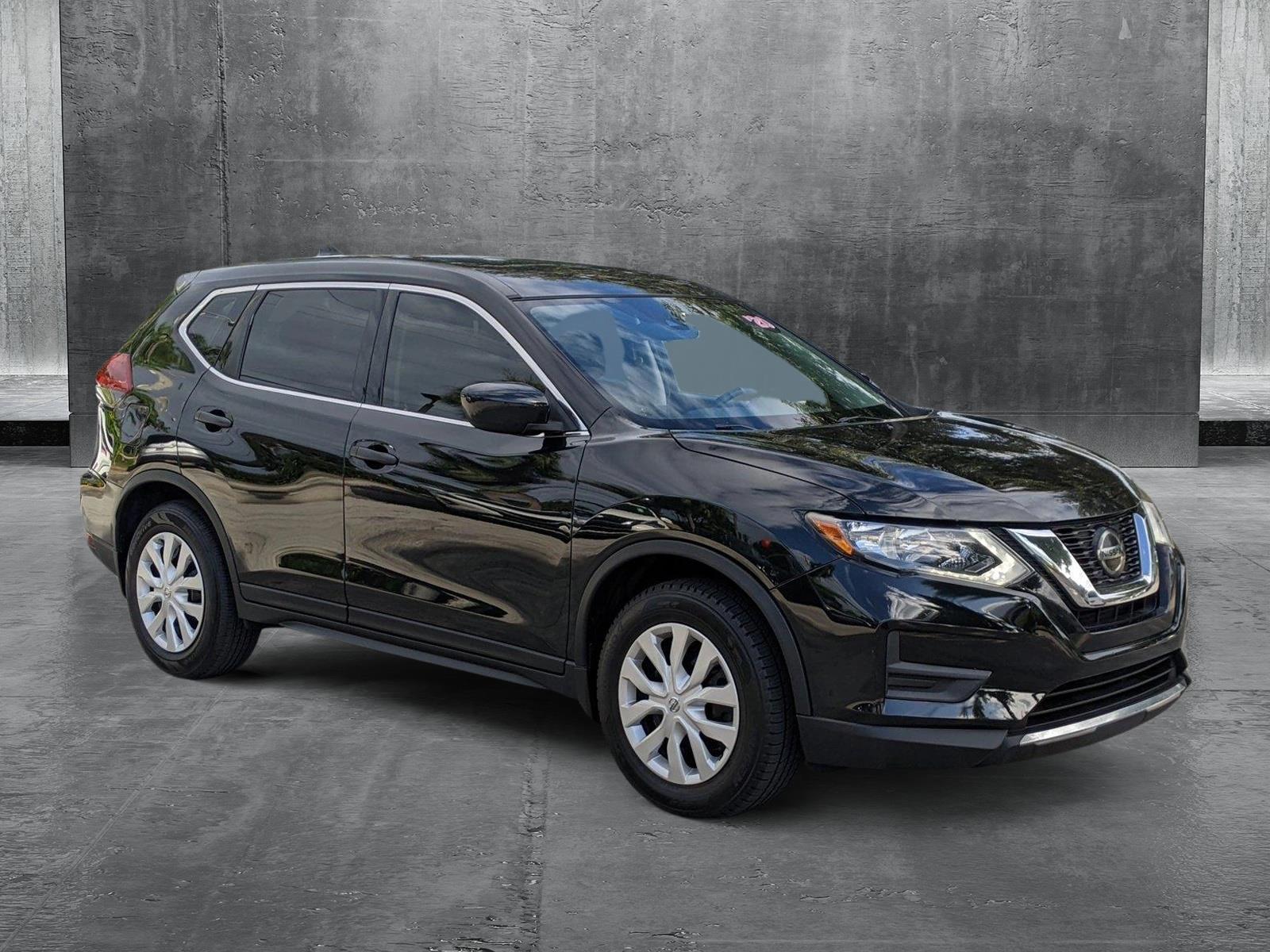 2020 Nissan Rogue Vehicle Photo in Pembroke Pines , FL 33084