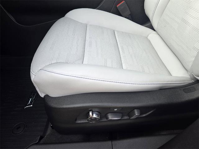 2025 Cadillac XT4 Vehicle Photo in Oklahoma City, OK 73114