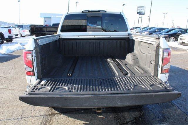 2020 Nissan Titan Vehicle Photo in SAINT CLAIRSVILLE, OH 43950-8512