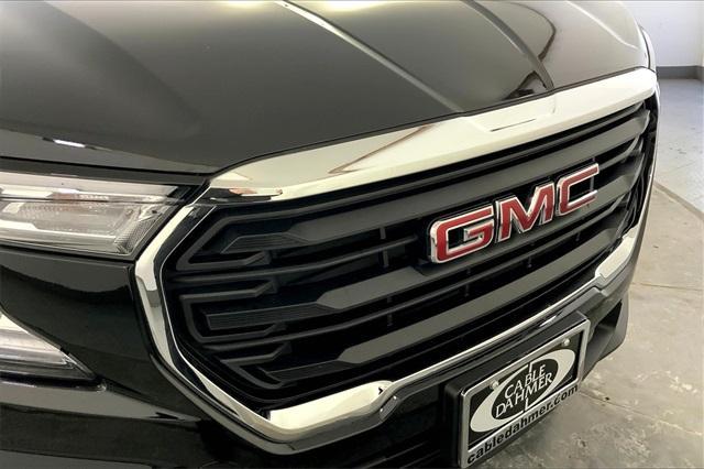 2024 GMC Terrain Vehicle Photo in KANSAS CITY, MO 64114-4545