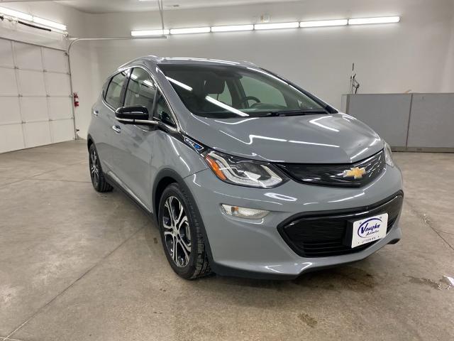 Used 2021 Chevrolet Bolt EV Premier with VIN 1G1FZ6S05M4112221 for sale in Ottumwa, IA