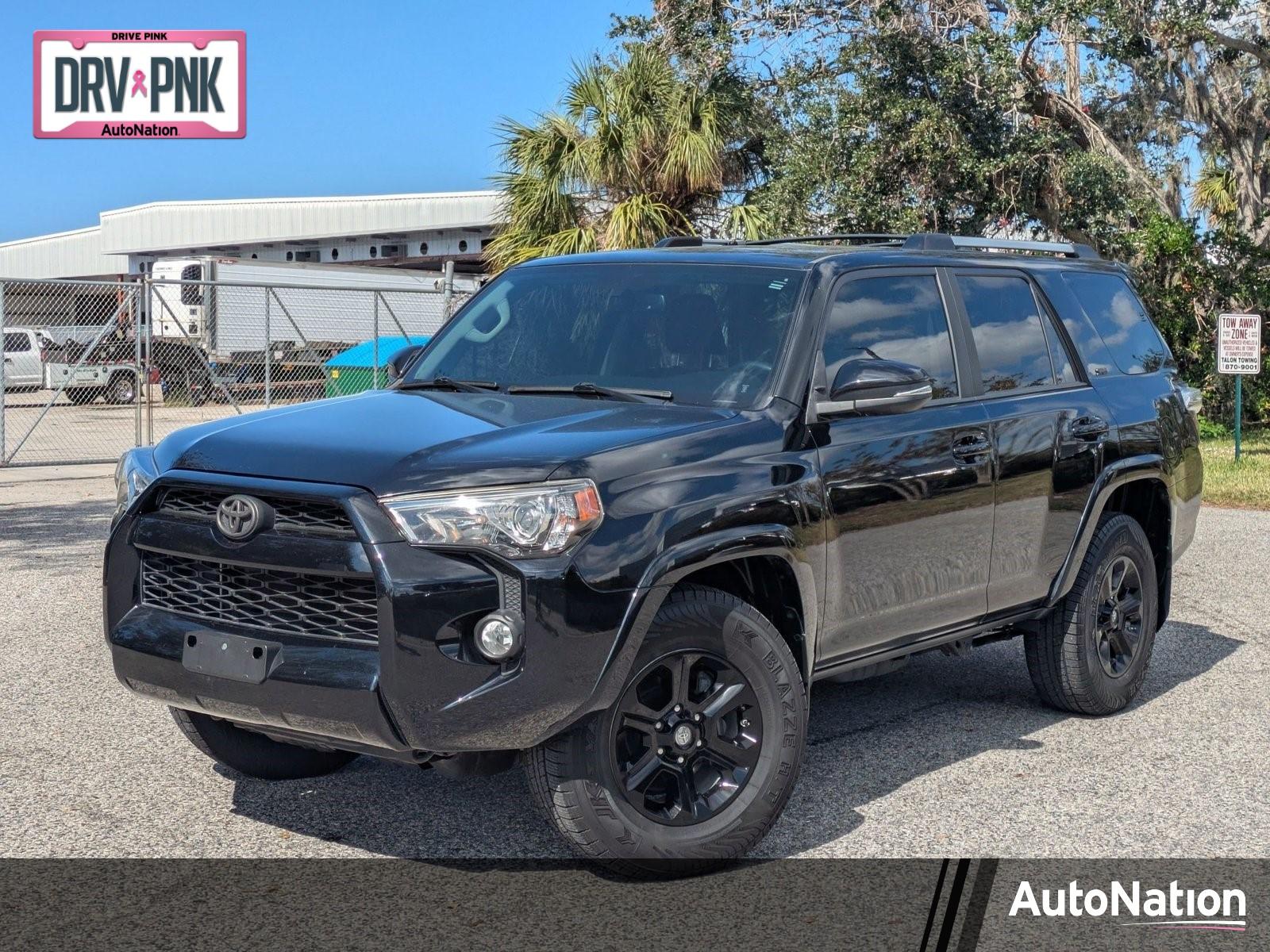 2019 Toyota 4Runner Vehicle Photo in Sarasota, FL 34231