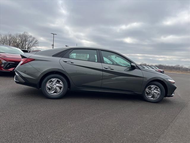 2025 Hyundai ELANTRA Vehicle Photo in Shiloh, IL 62269