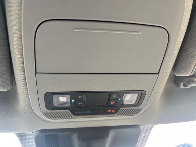 2024 Ford Super Duty F-250 SRW Vehicle Photo in Webster, MA 01570-1415