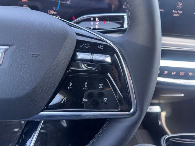 2025 Cadillac LYRIQ Vehicle Photo in DELRAY BEACH, FL 33483-3294