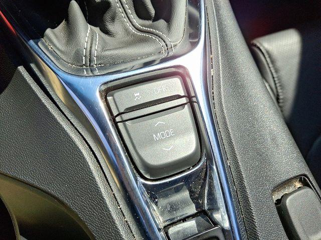 2019 Chevrolet Camaro Vehicle Photo in DANBURY, CT 06810-5034