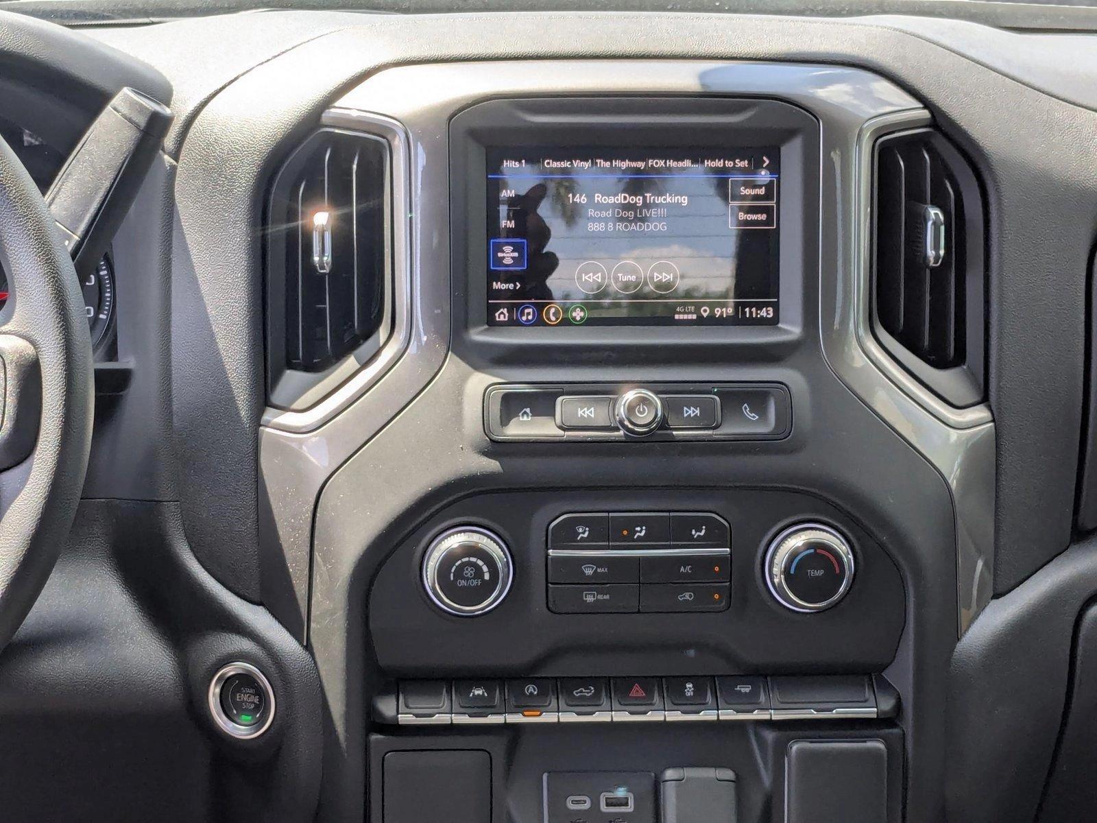 2025 Chevrolet Silverado 1500 Vehicle Photo in PEMBROKE PINES, FL 33024-6534