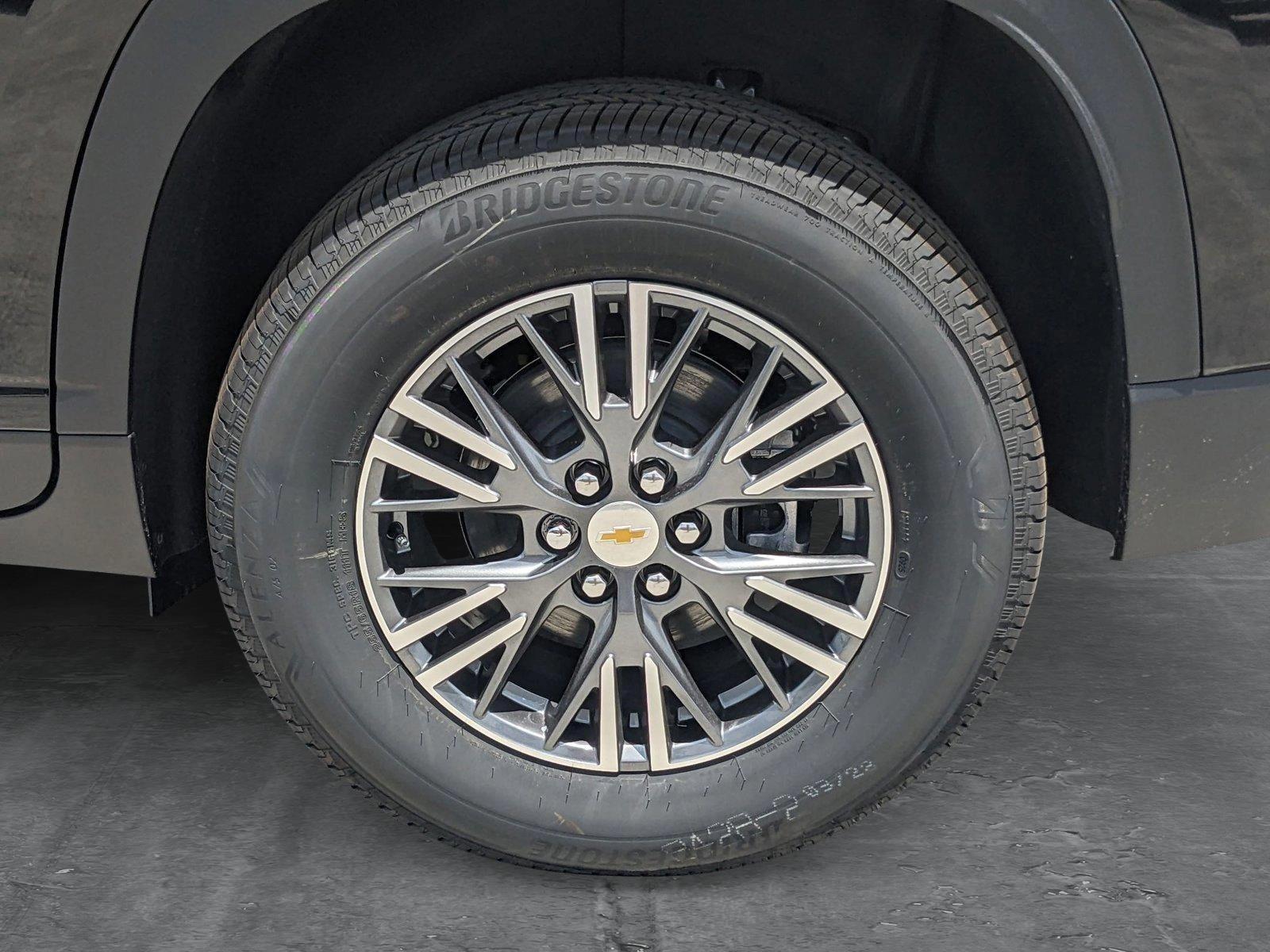 2025 Chevrolet Traverse Vehicle Photo in MIAMI, FL 33172-3015