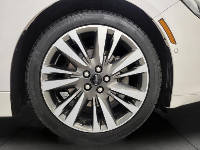 2020 Lincoln MKZ Vehicle Photo in APPLETON, WI 54914-4656