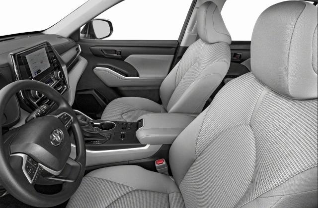 2024 Toyota Highlander Vehicle Photo in Tulsa, OK 74129