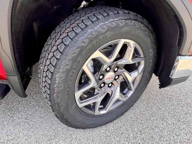 2025 GMC Sierra 1500 Vehicle Photo in EFFINGHAM, IL 62401-2832