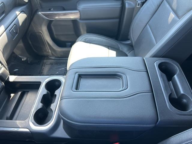 2020 Chevrolet Silverado 1500 Vehicle Photo in GREEN BAY, WI 54304-5303
