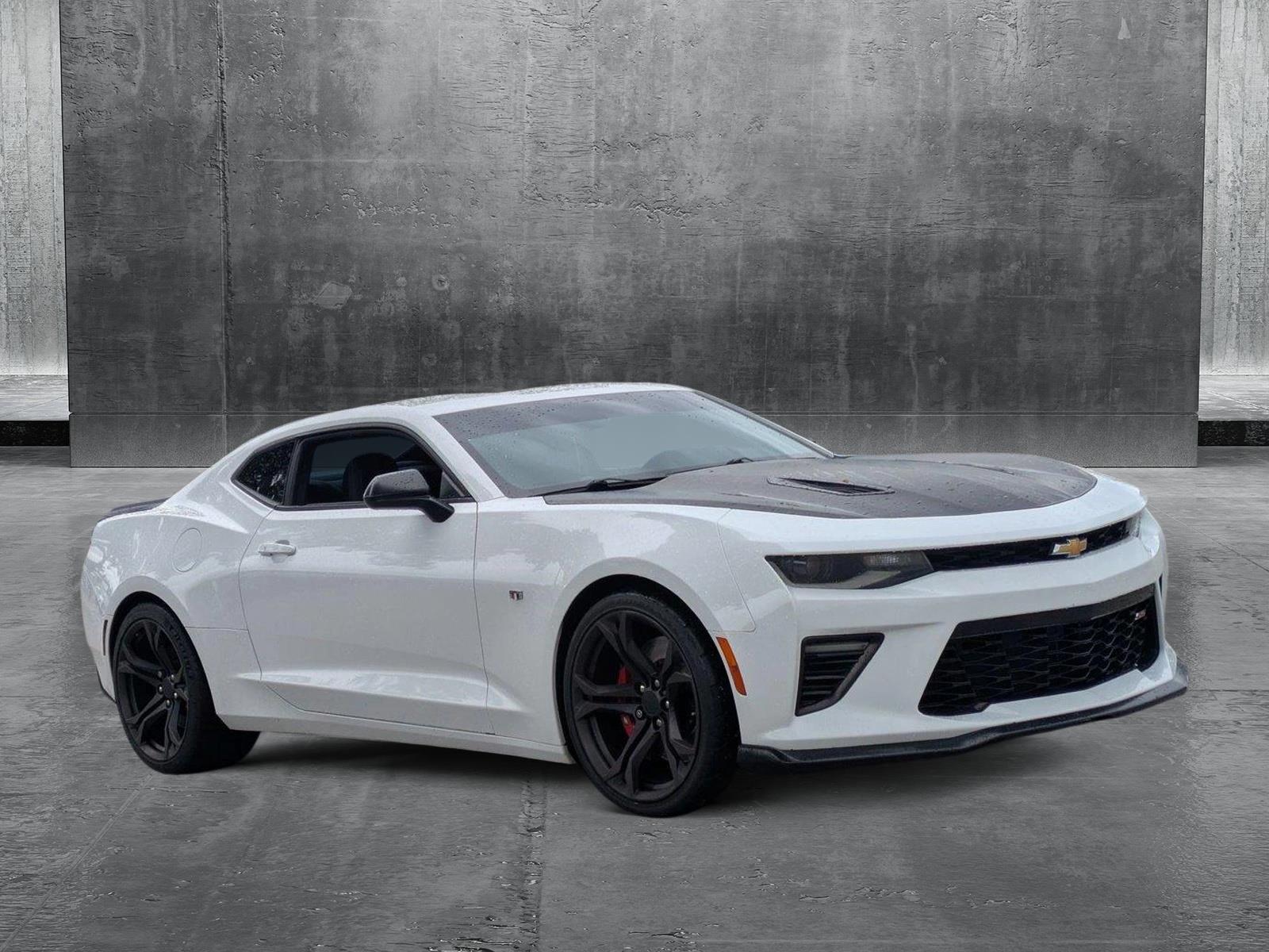 2018 Chevrolet Camaro Vehicle Photo in GREENACRES, FL 33463-3207