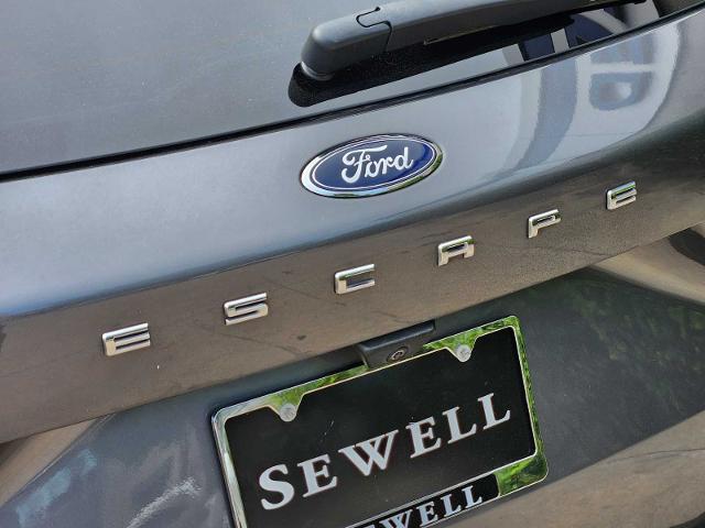 2021 Ford Escape Vehicle Photo in DALLAS, TX 75209