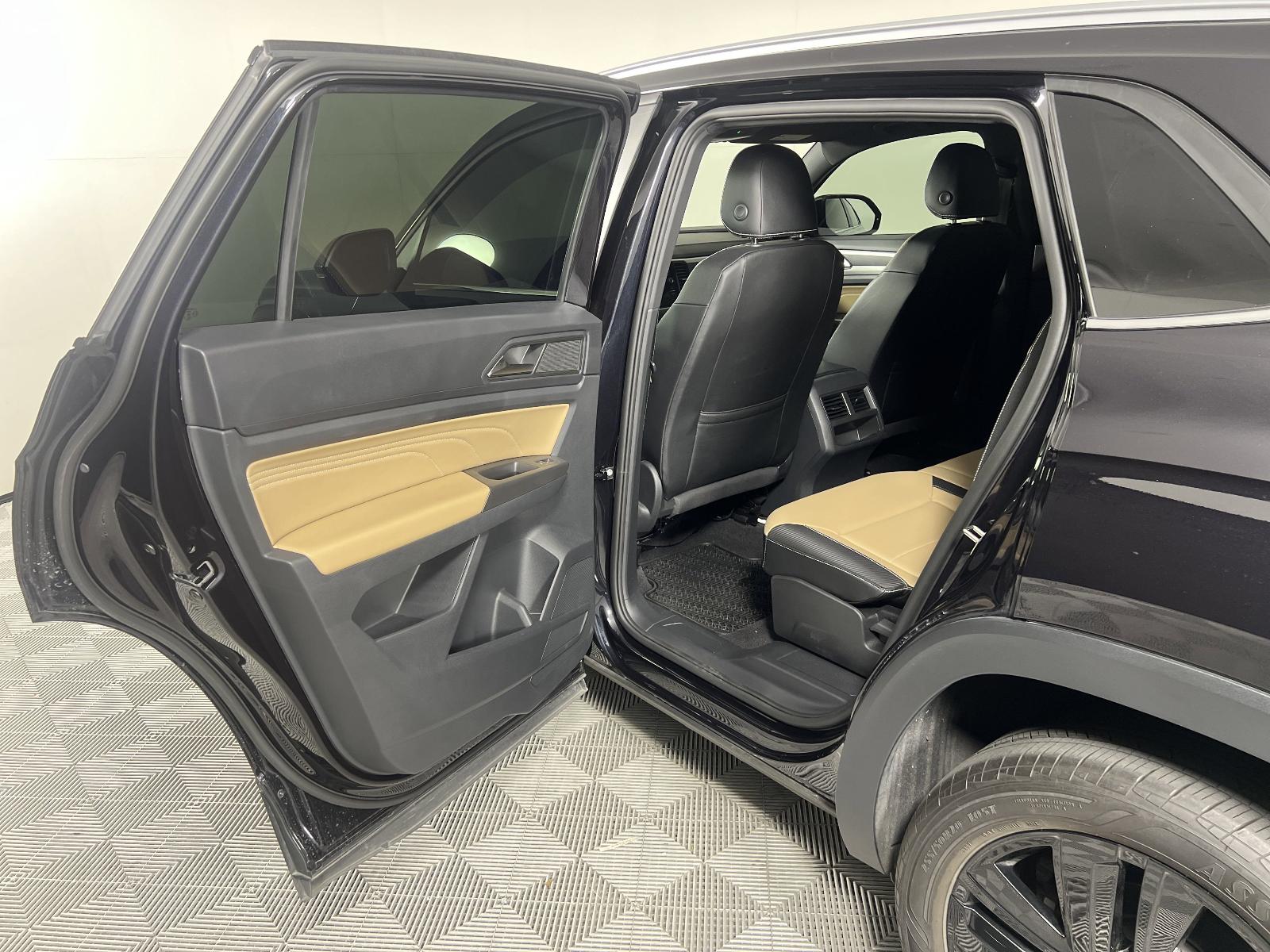 2022 Volkswagen Atlas Cross Sport Vehicle Photo in Georgetown, TX 78626