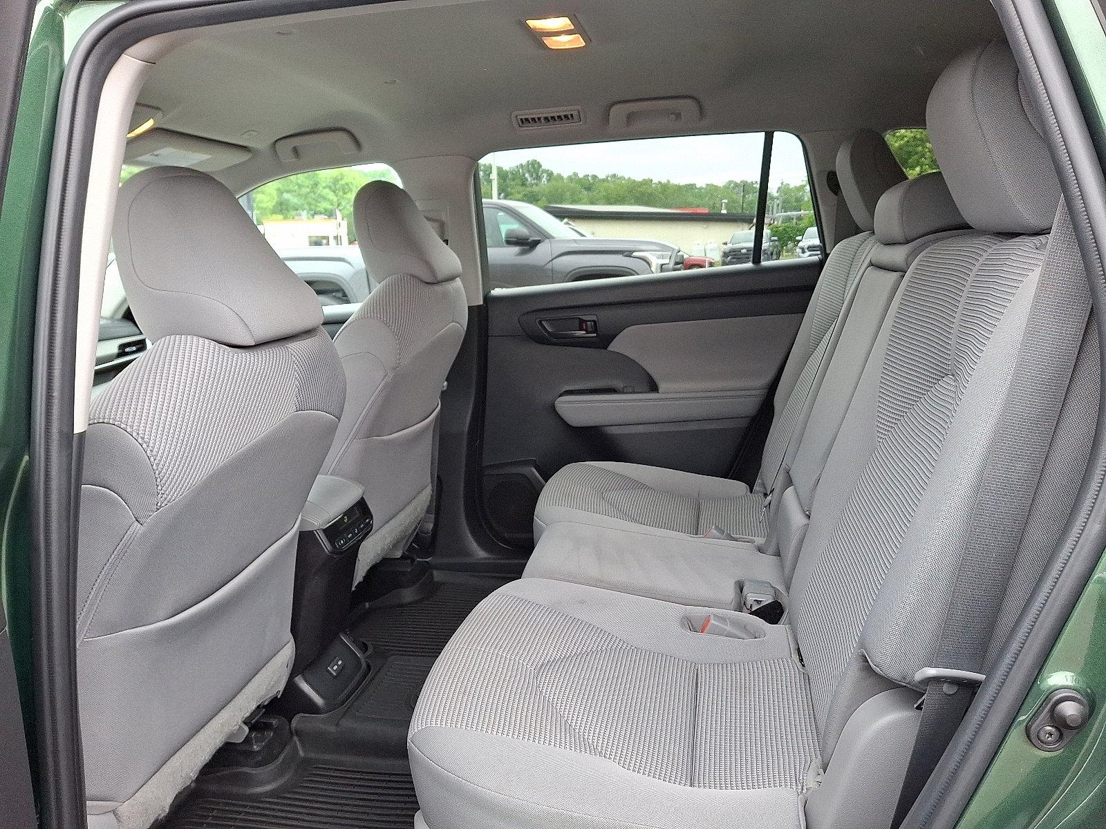 2023 Toyota Highlander Vehicle Photo in Trevose, PA 19053