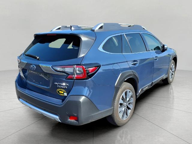 2024 Subaru Outback Vehicle Photo in Oshkosh, WI 54904