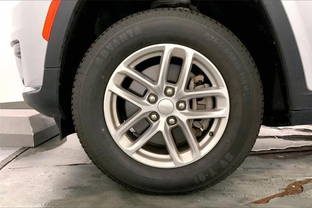 2023 Jeep Grand Cherokee L Vehicle Photo in Kansas City, MO 64114