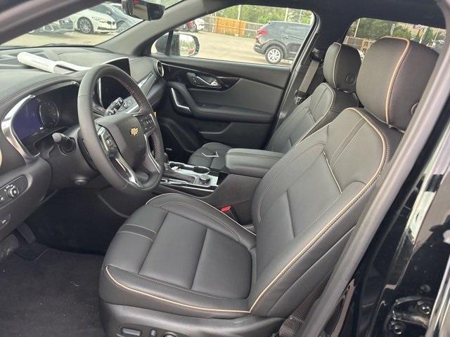 2025 Chevrolet Blazer Vehicle Photo in ENGLEWOOD, CO 80113-6708