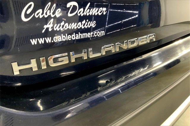 2023 Toyota Highlander Vehicle Photo in KANSAS CITY, MO 64114-4545