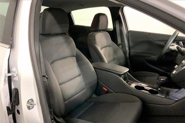 2025 Chevrolet Malibu Vehicle Photo in INDEPENDENCE, MO 64055-1314