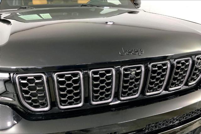 2024 Jeep Grand Cherokee L Vehicle Photo in Kansas City, MO 64114