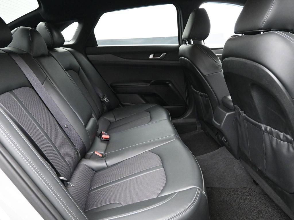 2024 Kia K5 Vehicle Photo in Cedar Rapids, IA 52402