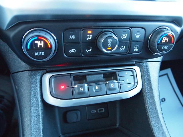 2023 GMC Acadia Vehicle Photo in MADISON, IN 47250-1611