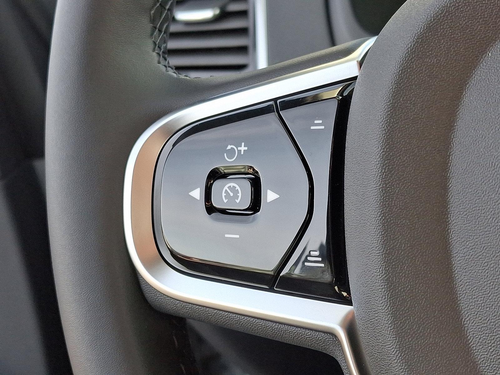 2025 Volvo XC90 Vehicle Photo in Trevose, PA 19053