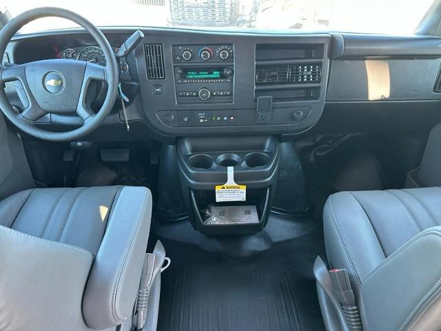 2024 Chevrolet Express Cargo 2500 Vehicle Photo in COLUMBIA, MO 65203-3903