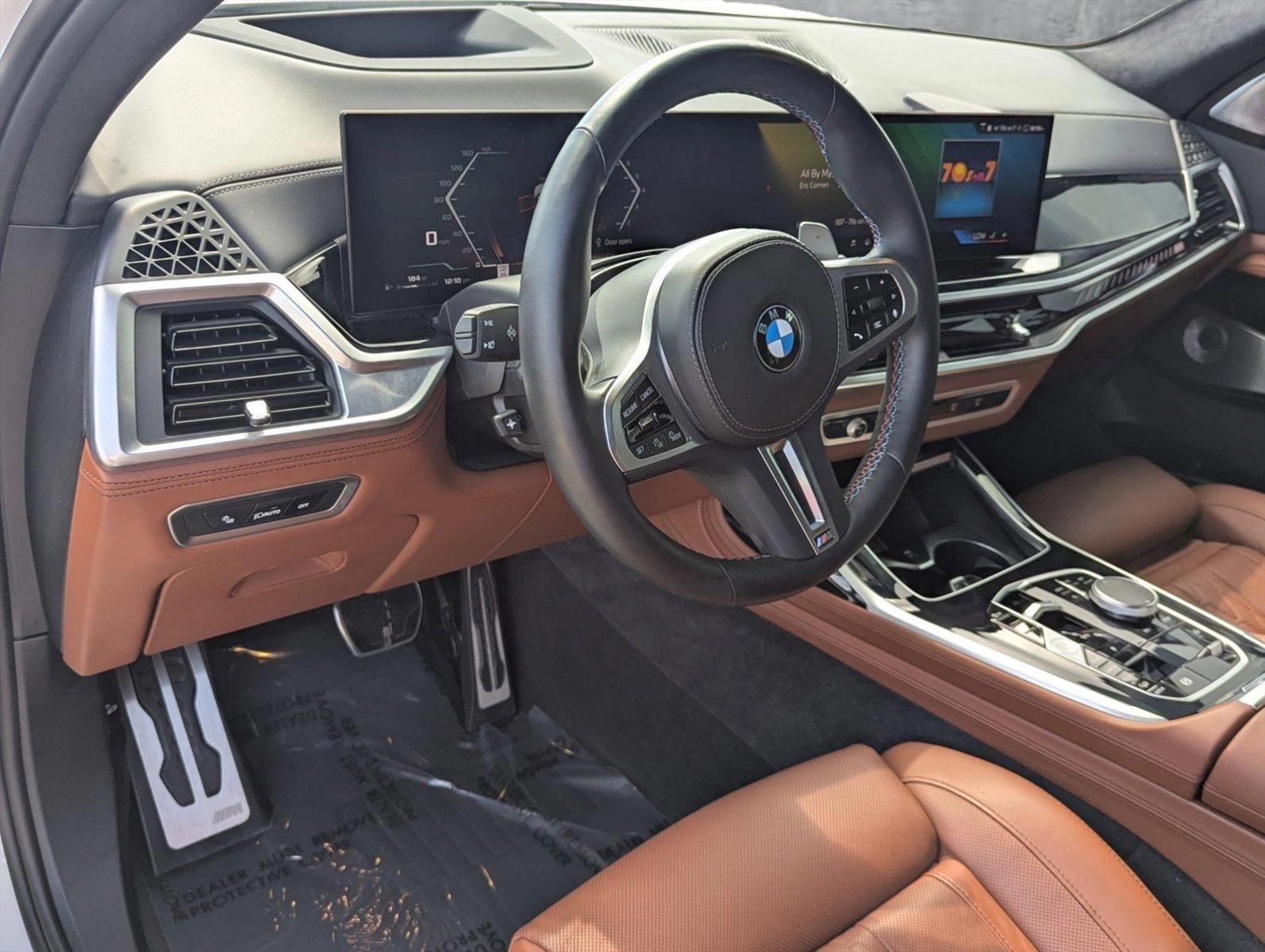 2024 BMW X7 M60i Vehicle Photo in Delray Beach, FL 33444
