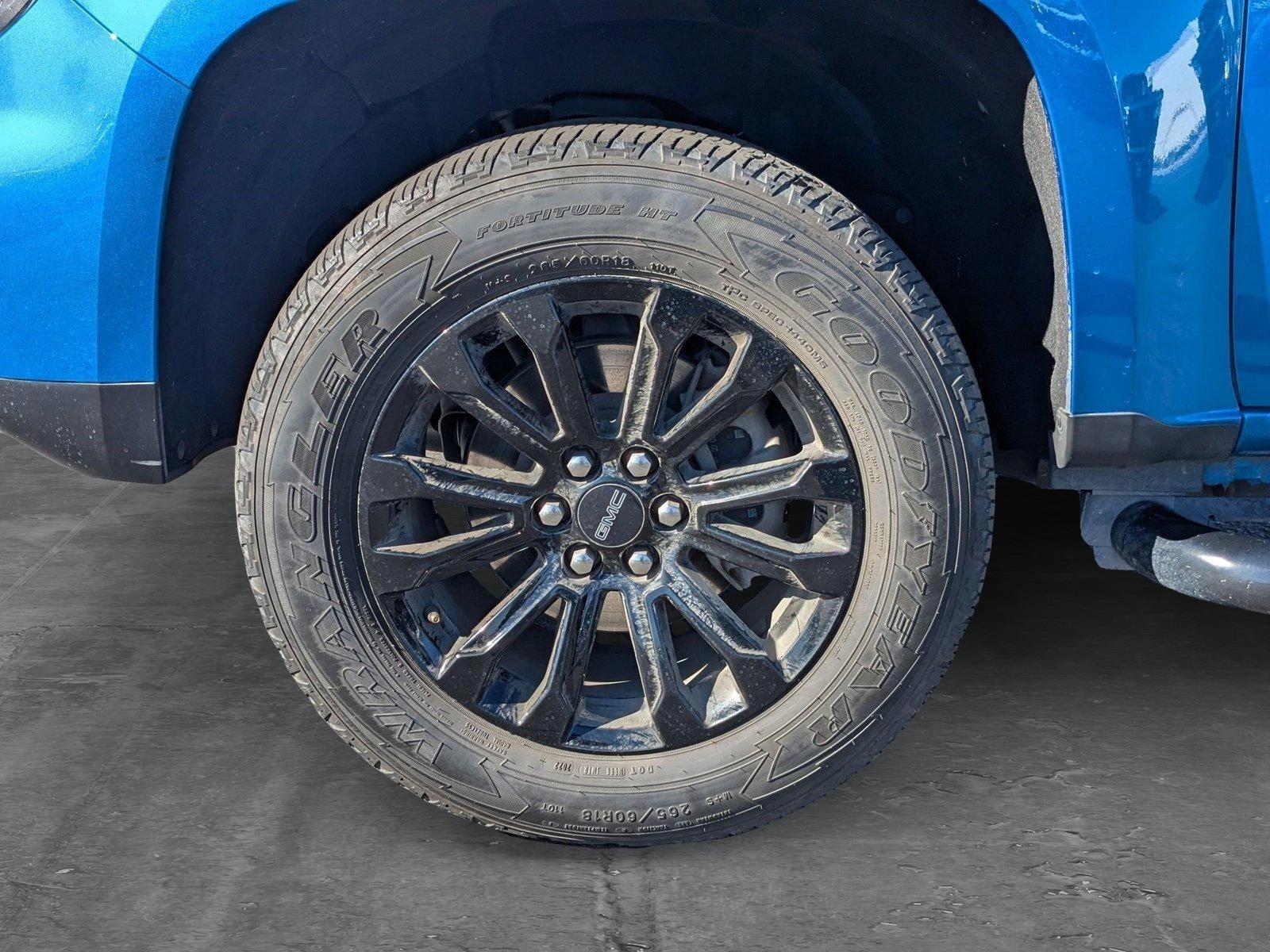 2022 GMC Canyon Vehicle Photo in VALENCIA, CA 91355-1705